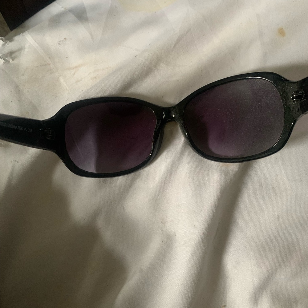 Black frame glasses